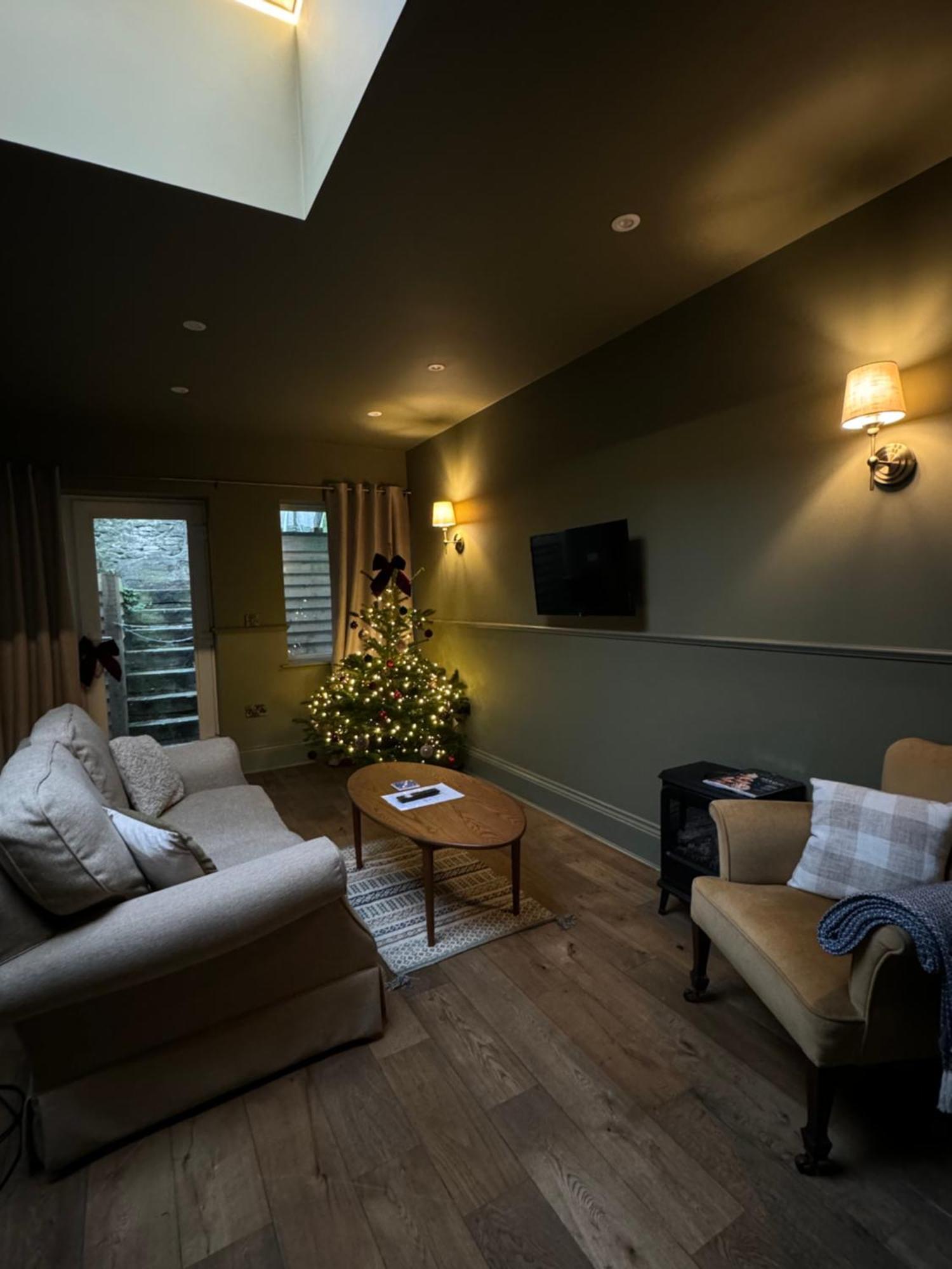 Peaceful Apartment In The Heart Of Frome Bagian luar foto